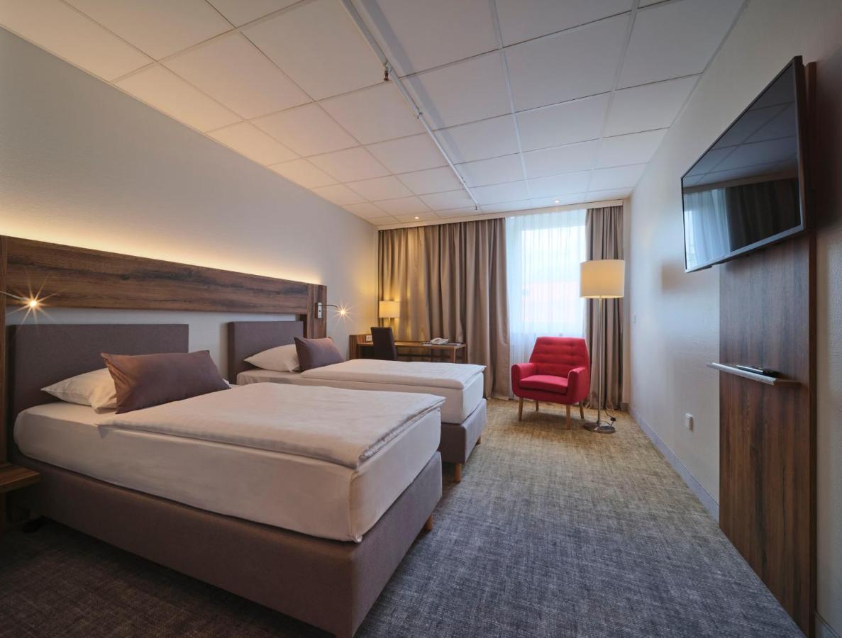 Best Western Hotel Prisma Ноймюнстер Екстер'єр фото