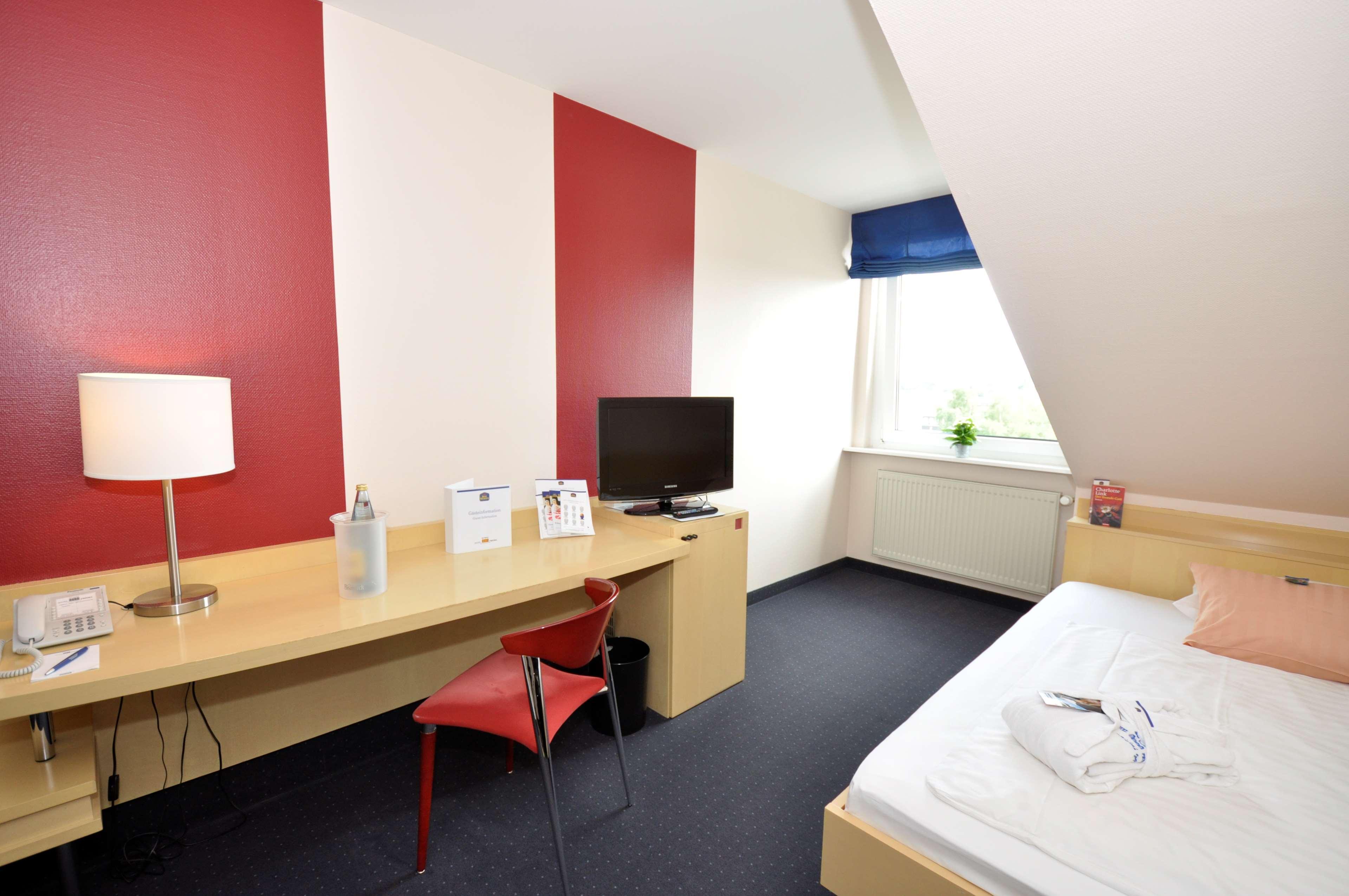 Best Western Hotel Prisma Ноймюнстер Екстер'єр фото